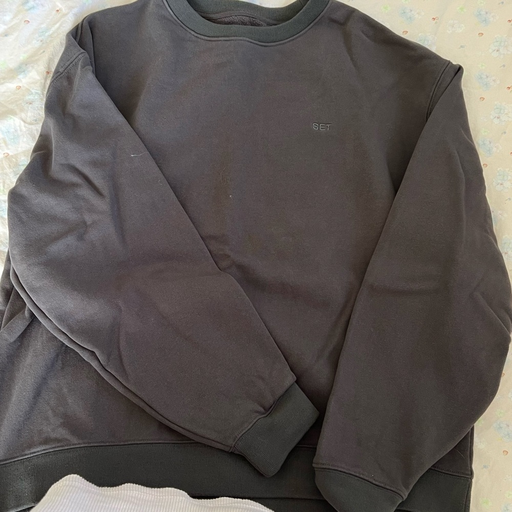 SET Active Charcoal Crewneck